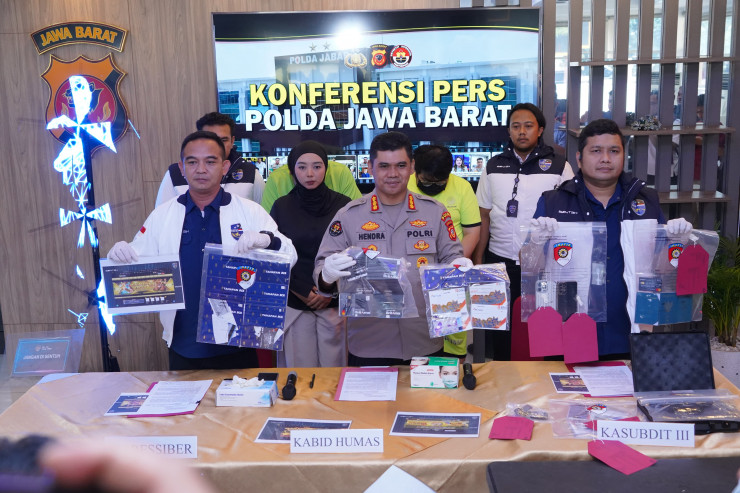 Polda Jabar Amankan Dua Pelaku Judi Online di Tangerang